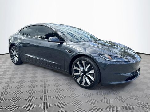 Used 2024 Tesla Model 3 Standard Range RWD image 3