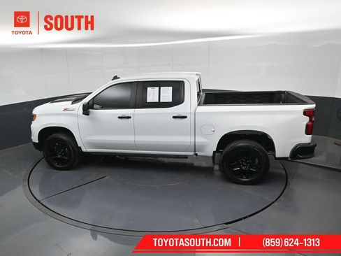 Used 2025 Chevrolet Silverado 1500 LT Trail Boss w/ Convenience Package II AWD/4WD image 50