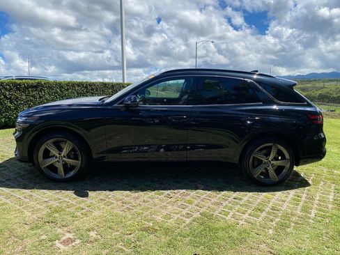 Used 2025 Genesis GV70 3.5T Sport w/ Sport Advanced Package AWD/4WD image 4