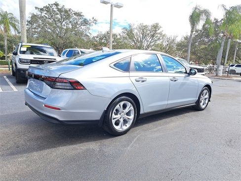 Certified 2025 Honda Accord LX image 6