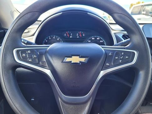 Used 2022 Chevrolet Malibu LS w/ Driver Confidence Package FWD image 25
