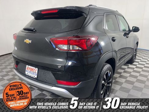 Certified 2022 Chevrolet TrailBlazer LT w/ Convenience Package FWD image 5