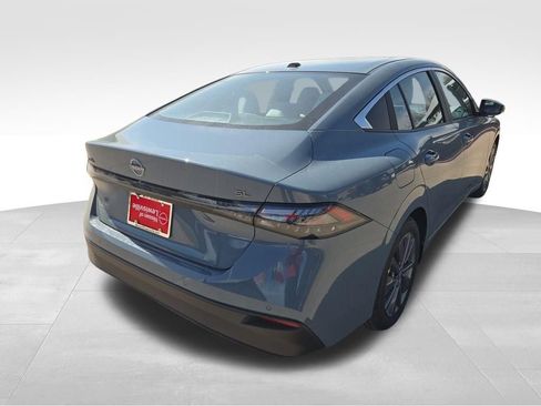 New 2026 Nissan Sentra SL w/ Floor Mat Package FWD image 5