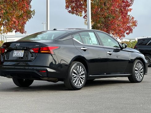 Certified 2023 Nissan Altima 2.5 SV image 4