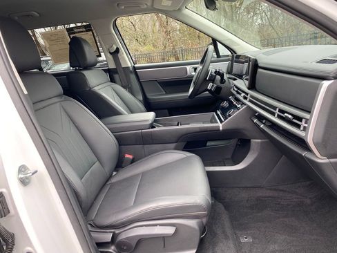 Used 2024 Hyundai Santa Fe SEL image 40