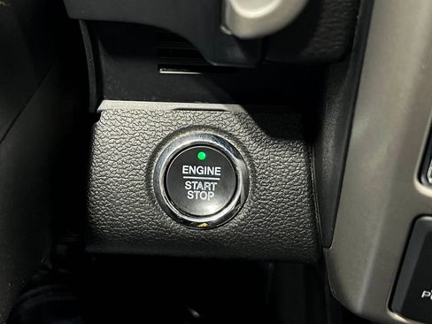 Used 2019 Ford F150 Lariat w/ Equipment Group 502A Luxury AWD/4WD image 23
