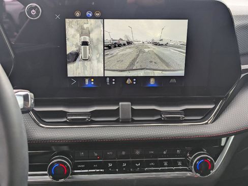 Certified 2025 Chevrolet Equinox RS w/ Safety and Technology Package image 15