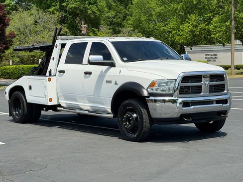 Used 2012 RAM 5500 2WD Crew Cab w/ Ambulance Prep Group image 4