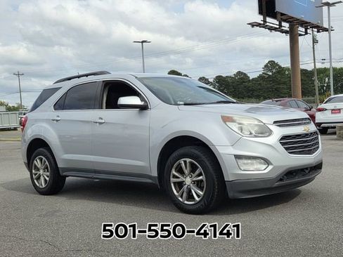 Used 2017 Chevrolet Equinox LT w/ Convenience Package AWD/4WD image 4
