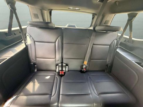 Used 2023 GMC Yukon XL Denali image 23