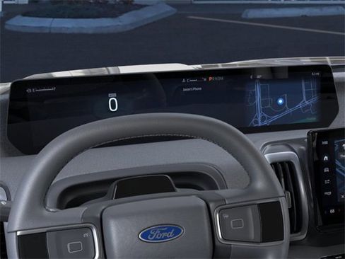 Used 2026 Ford Expedition Active image 13