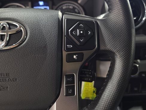 Used 2019 Toyota Tacoma Limited image 22