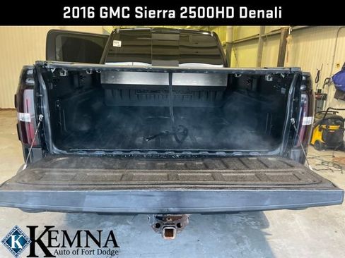 Used 2016 GMC Sierra 2500 Denali w/ Duramax Plus Package image 26