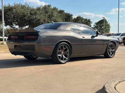 Used 2015 Dodge Challenger SXT Plus w/ Premium Sound Group image 2
