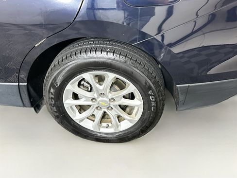 Used 2020 Chevrolet Equinox LT FWD image 11