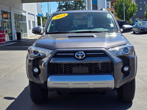 Used 2023 Toyota 4Runner TRD Off-Road Premium w/ Off Road Premium Plus Package AWD/4WD image 10