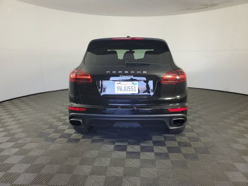 Used 2018 Porsche Cayenne Platinum Edition w/ Premium Package AWD/4WD image 5