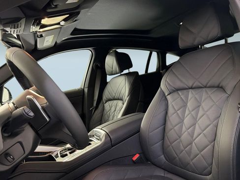 New 2026 BMW X6 xDrive40i w/ Climate Comfort Package image 22