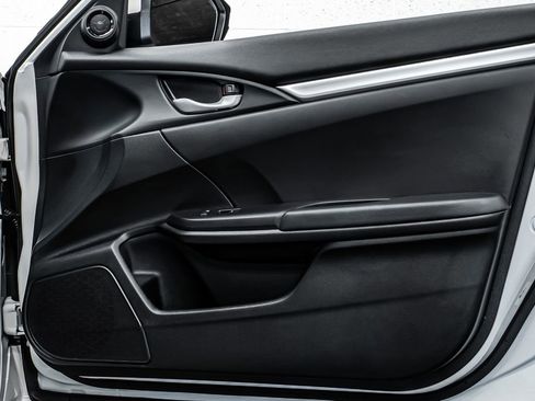 Used 2019 Honda Civic Sport image 10