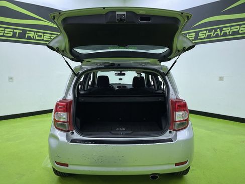 Used 2010 Scion xD image 9