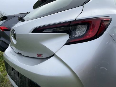 Used 2023 Toyota Corolla SE FWD image 4