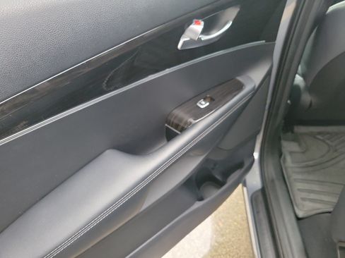 Used 2019 Kia Sorento AWD w/ LX Convenience Package image 9
