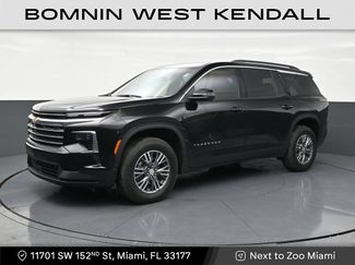 Used 2025 Chevrolet Traverse LT FWD video 1