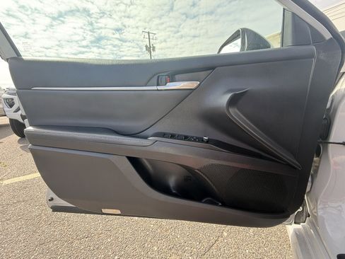 Used 2024 Toyota Camry XSE FWD image 26