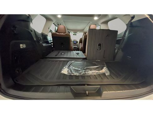 Used 2019 Subaru Ascent Touring w/ Popular Package #3 AWD/4WD image 25