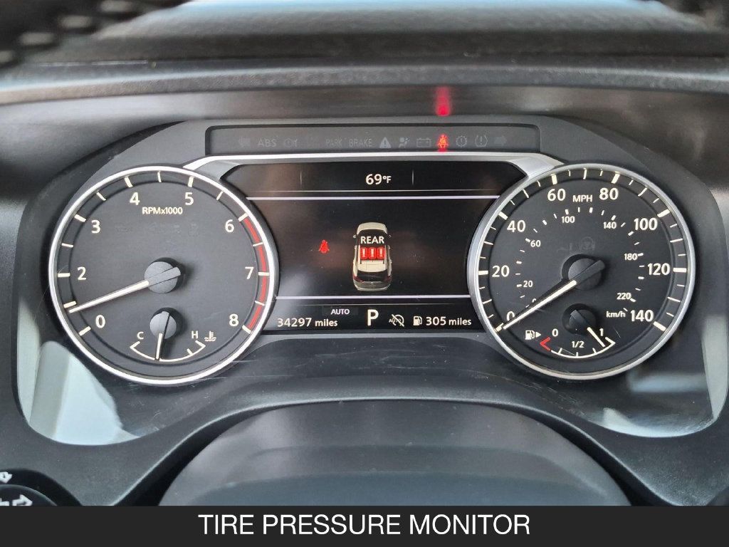 Used 2025 Nissan Rogue SV AWD/4WD image 19