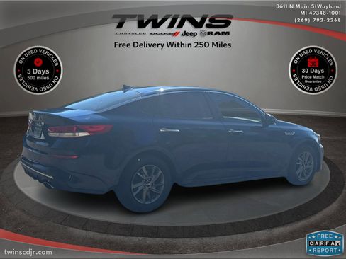 Used 2019 Kia Optima LX image 3