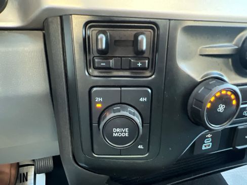 Used 2023 Ford F250 XLT image 17