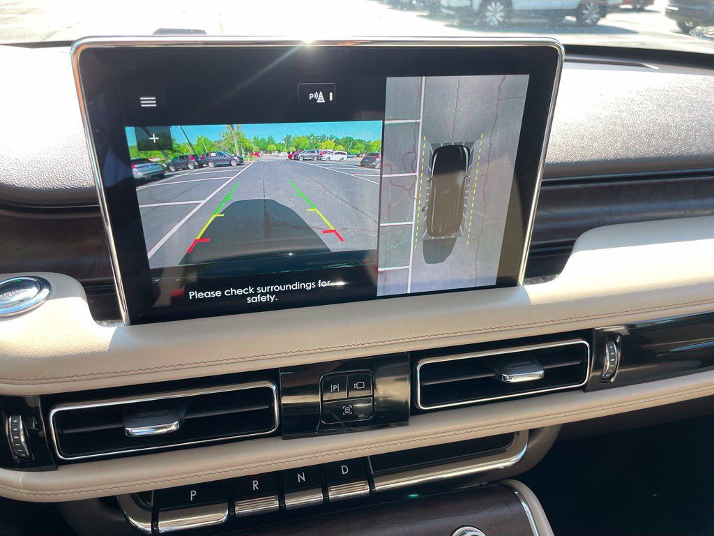 Used 2021 Lincoln Aviator Reserve w/ Elements Package Plus AWD/4WD image 17
