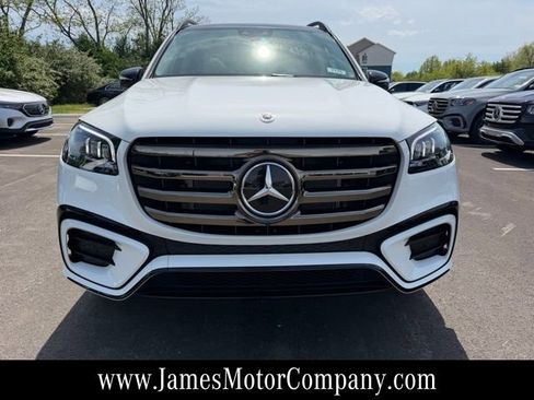 New 2026 Mercedes-Benz GLS 450 4MATIC image 3