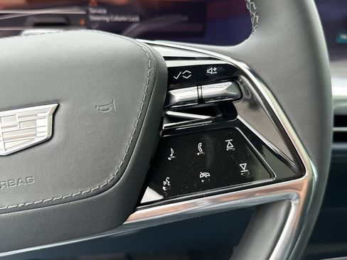 New 2026 Cadillac Escalade IQL Sport 2 w/ LPO, ONYX Package image 20