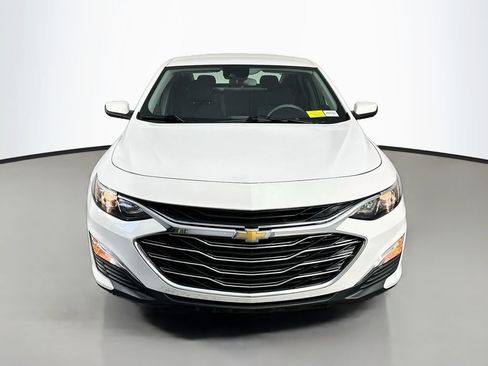 Used 2024 Chevrolet Malibu LS w/ Driver Confidence Package FWD image 2