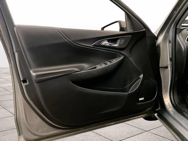 Used 2017 Chevrolet Malibu LT w/ Leather Package FWD image 22