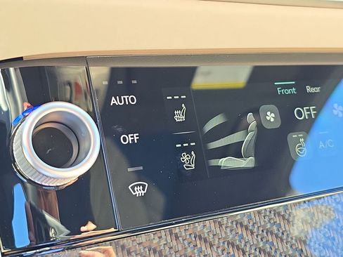 New 2026 Genesis GV70 3.5T Sport Prestige AWD/4WD image 19