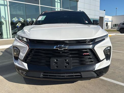 Used 2023 Chevrolet Blazer RS w/ Driver Confidence II Package FWD image 5
