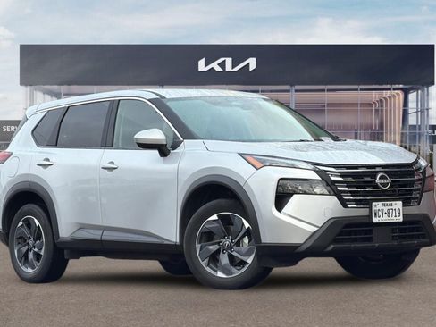 Used 2025 Nissan Rogue SV FWD image 57
