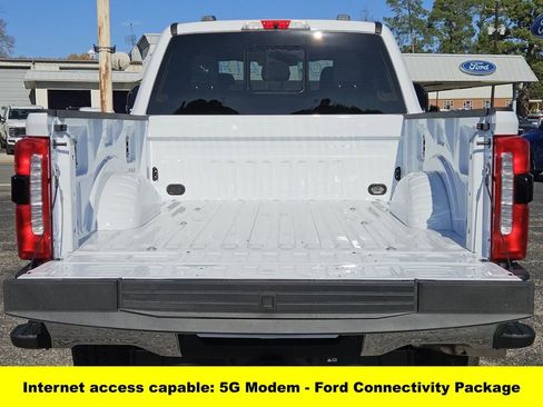 New 2026 Ford F250 XLT w/ XLT Premium Package AWD/4WD image 11