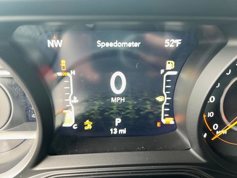 New 2026 Jeep Gladiator Sport image 14