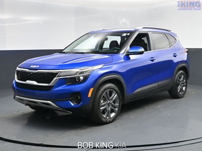 Used 2023 Kia Seltos S w/ Navigation Package