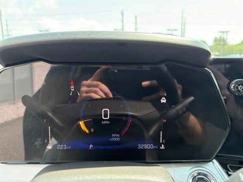 Used 2025 Chevrolet Trax LT FWD image 22