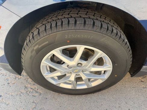 Used 2022 Chevrolet Equinox LT AWD/4WD image 6