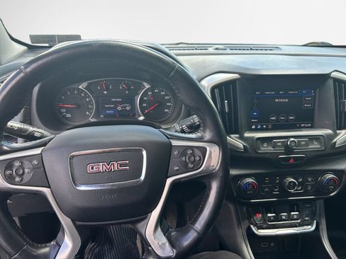 Used 2020 GMC Terrain SLE w/ Driver Convenience Package AWD/4WD image 16
