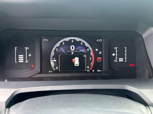 New 2026 Toyota 4Runner SR5 AWD/4WD image 15