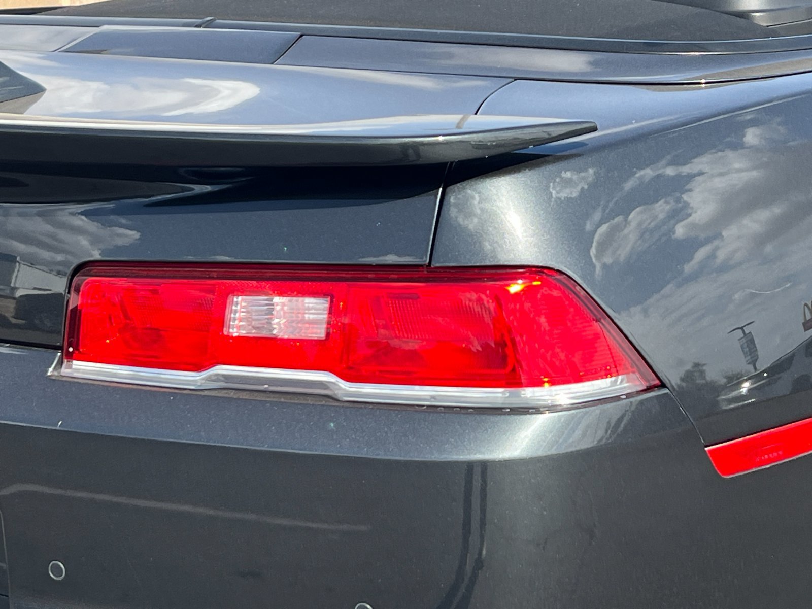 Used 2015 Chevrolet Camaro LT RWD image 25