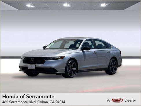 Used 2025 Honda Accord Sport image 1