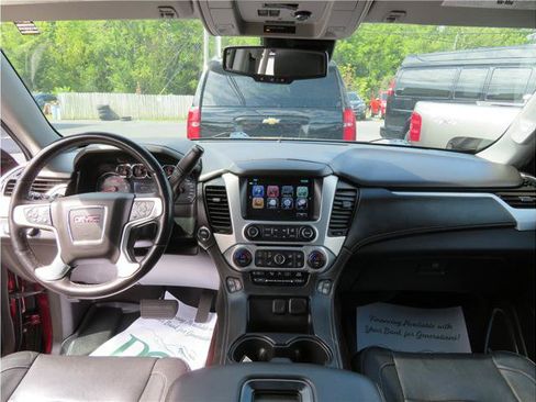 Used 2020 GMC Yukon SLT w/ Open Road Package AWD/4WD image 8